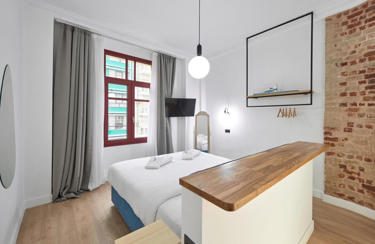 The Maroon Bottle Luxury Aparthotel Salonicco